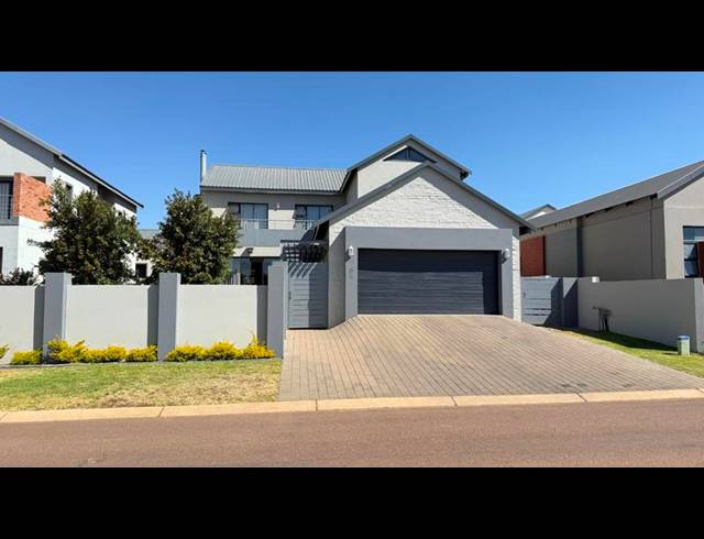 4 BEDROOM HOUSE FOR SALE IN GOLDEN FIELDS ESTATE